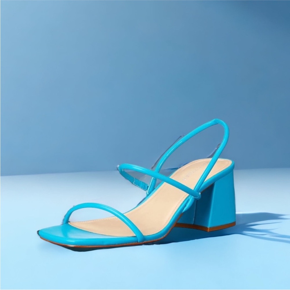 NEW Marc Fisher Minimalist Strap Galvin Heeled Sandal Hawaiian Blue Size 8